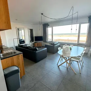 Appartement Zeezicht Majestic 1