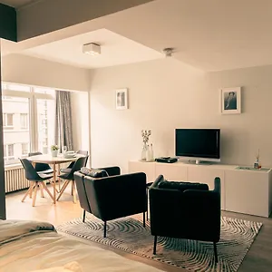 Appartement Ruime 2 Pers Bij Casino Oostende: Geniet Zee, Kunst, En Relax