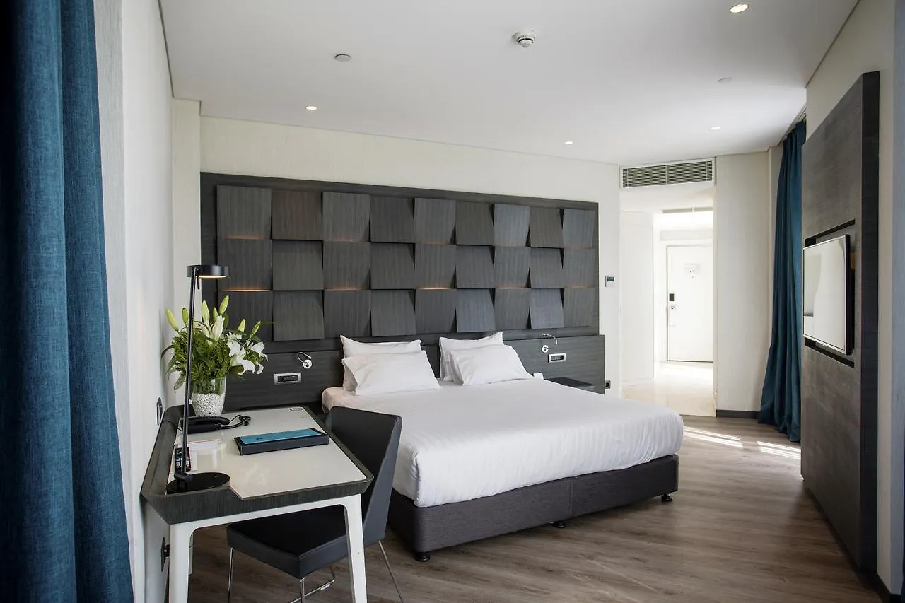 Wish More Hotel Istanbul 5*,